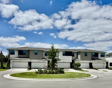 14043 Sw Thorens Drive - Photo Thumbnail 25