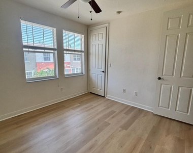 767 Millbrae Court - Photo Thumbnail 18