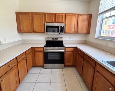767 Millbrae Court - Photo Thumbnail 5