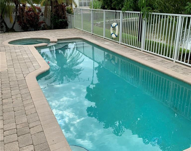 16445 Sw 31st Street - Photo Thumbnail 9