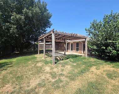 16001 Korie Drive - Photo Thumbnail 23