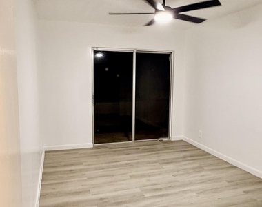 4115 Nw 88th Avenue - Photo Thumbnail 6