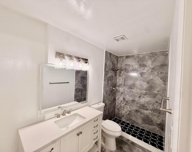 4115 Nw 88th Avenue - Photo Thumbnail 12