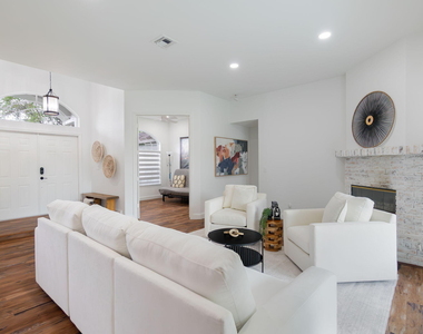 13590 Jonquil Place - Photo Thumbnail 11