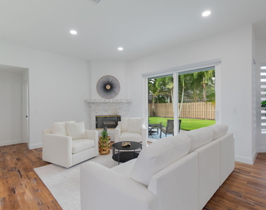 13590 Jonquil Place - Photo Thumbnail 9