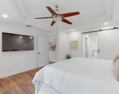 13590 Jonquil Place - Photo Thumbnail 24