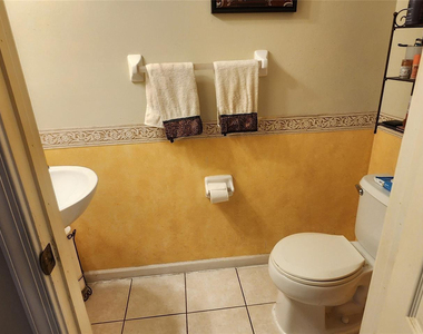 5602 Nw 99th Way - Photo Thumbnail 6
