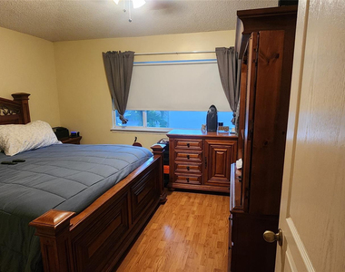 5602 Nw 99th Way - Photo Thumbnail 12