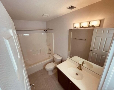 3661 Sw Camastro Street - Photo Thumbnail 32