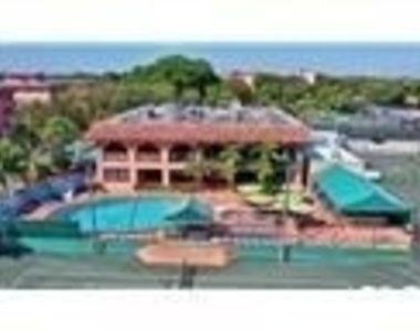 640 Tennis Club Drive - Photo Thumbnail 11