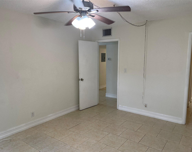 770 Se 2nd Avenue - Photo Thumbnail 10