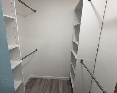 4281 Nw 120th Lane - Photo Thumbnail 13
