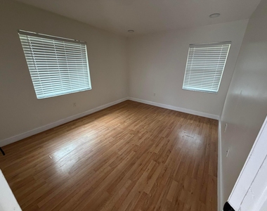 4281 Nw 120th Lane - Photo Thumbnail 6