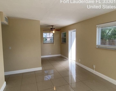 204 Ne 10th Avenue - Photo Thumbnail 7