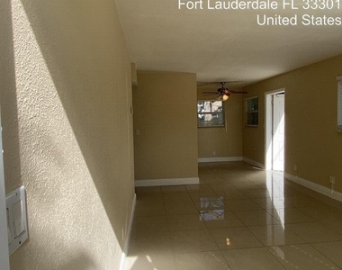 204 Ne 10th Avenue - Photo Thumbnail 6
