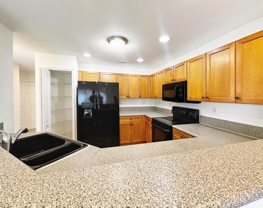 3035 Sw 129th Way - Photo Thumbnail 3
