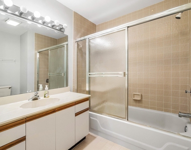 10137 Mangrove Drive - Photo Thumbnail 18