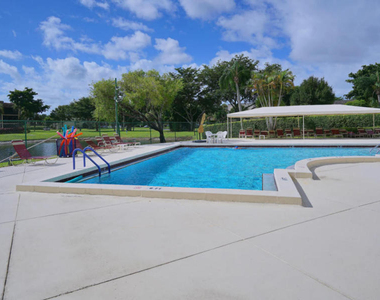 10137 Mangrove Drive - Photo Thumbnail 45