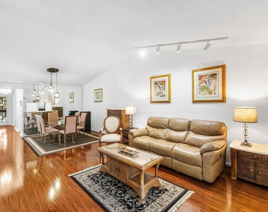 10137 Mangrove Drive - Photo Thumbnail 1