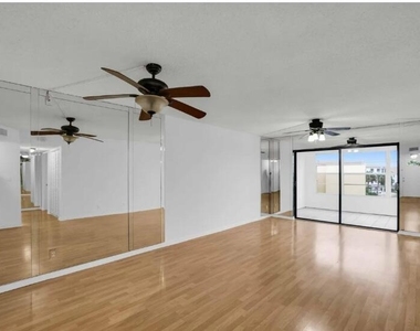 9355 Sw 8th Street - Photo Thumbnail 3