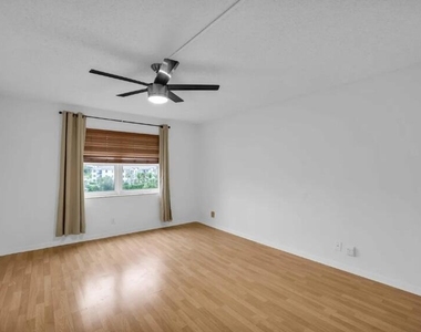 9355 Sw 8th Street - Photo Thumbnail 15