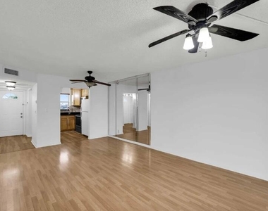9355 Sw 8th Street - Photo Thumbnail 9