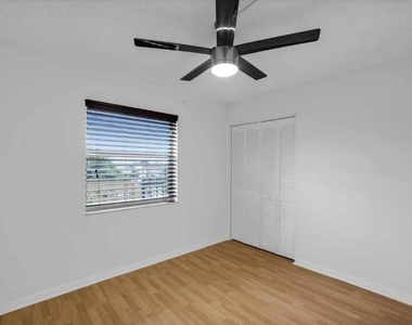 9355 Sw 8th Street - Photo Thumbnail 20