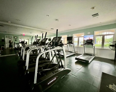 13 Harbour Isles Drive W - Photo Thumbnail 20