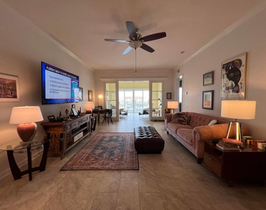 13 Harbour Isles Drive W - Photo Thumbnail 4