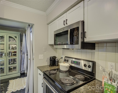 2506 Cranbrook Lane - Photo Thumbnail 17