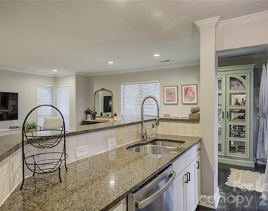 2506 Cranbrook Lane - Photo Thumbnail 16