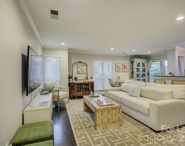 2506 Cranbrook Lane - Photo Thumbnail 4