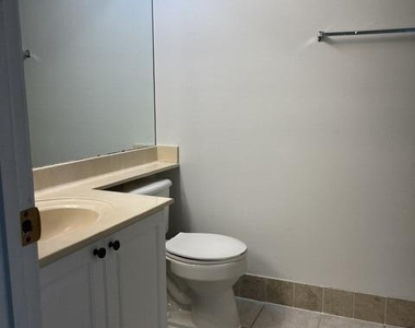 1200 Crestwood Court S - Photo Thumbnail 9