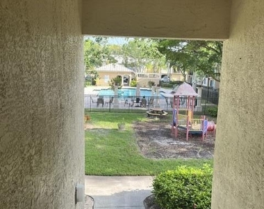 1200 Crestwood Court S - Photo Thumbnail 18