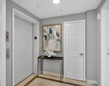 100 S Birch Road - Photo Thumbnail 16