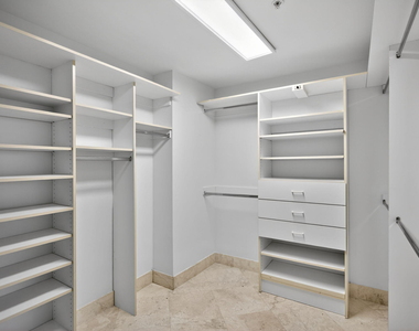 100 S Birch Road - Photo Thumbnail 20