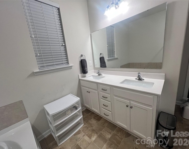 8010 Foxcroft Drive - Photo Thumbnail 13