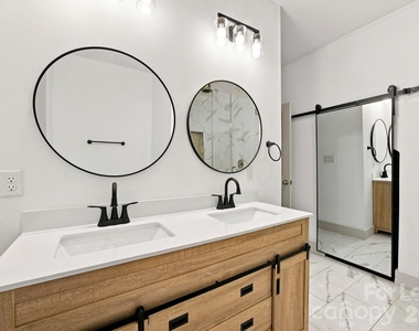 1198 Chronicle Avenue - Photo Thumbnail 12
