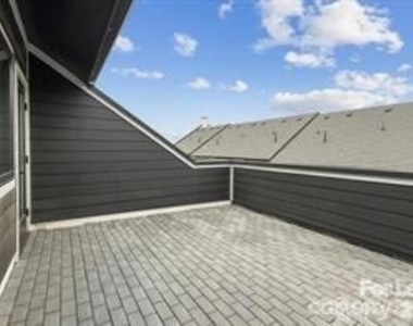 1212 Minter Place - Photo Thumbnail 39