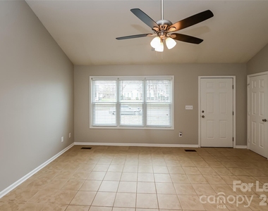 5124 Wheat Drive Sw - Photo Thumbnail 4