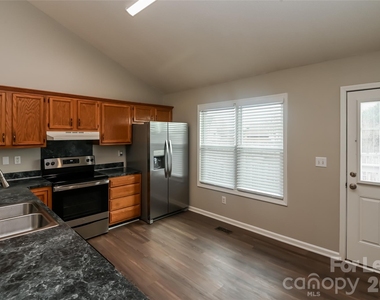 5124 Wheat Drive Sw - Photo Thumbnail 2