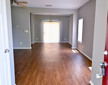 7404 Loyalist Street - Photo Thumbnail 7