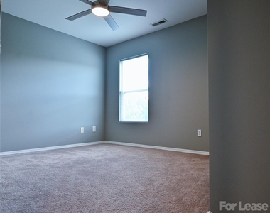 7404 Loyalist Street - Photo Thumbnail 13