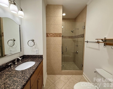 18009 Kings Point Drive - Photo Thumbnail 21