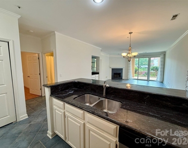 18009 Kings Point Drive - Photo Thumbnail 9
