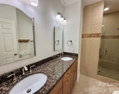 18009 Kings Point Drive - Photo Thumbnail 20