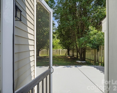 4084 Holly Villa Circle - Photo Thumbnail 36