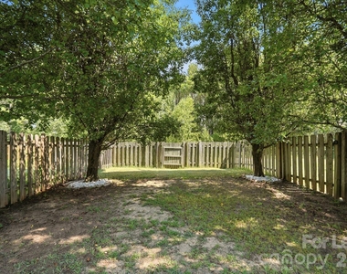 4084 Holly Villa Circle - Photo Thumbnail 39