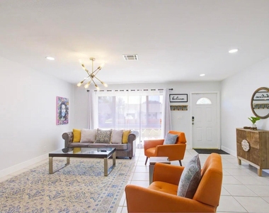 3026 Dunlin Road - Photo Thumbnail 16