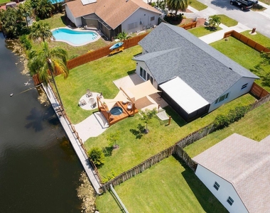 3026 Dunlin Road - Photo Thumbnail 11